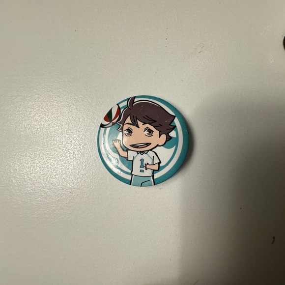 Haikyuu Oikawa Toru Anime Character Pin - Picture 2 of 4